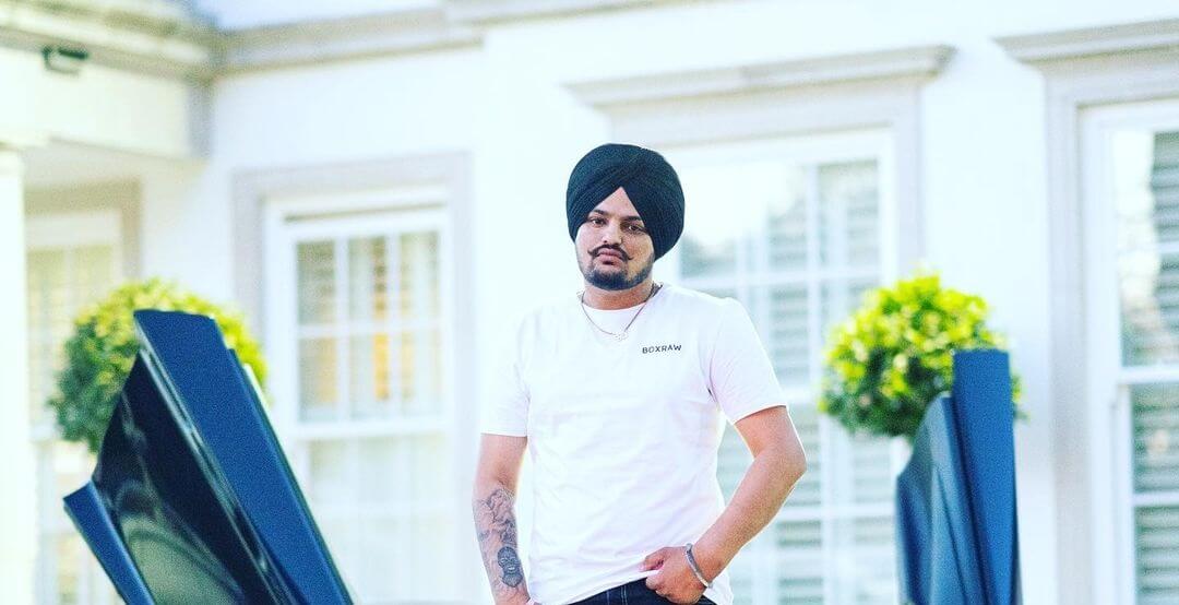 Sidhu Moose Wala Biography, Height, Weight, Net Worth, Family, & More