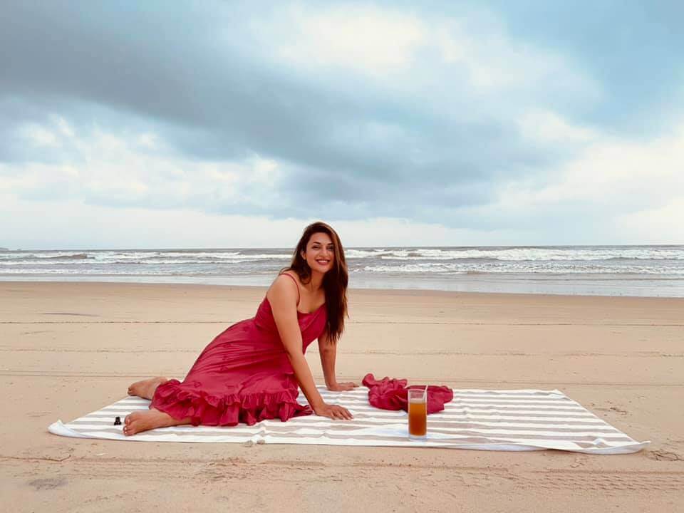 Divyanka Tripathi Biography, Age, Husband, Wiki, Family & More