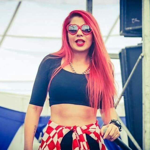 Jasmine Sandlas Singer 17