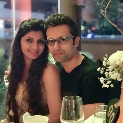 sandeep maheshwari wife