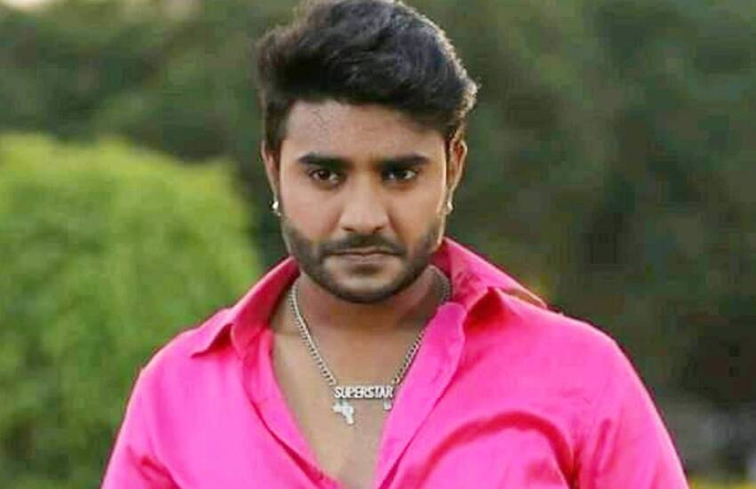 Pradeep Pandey Biography, Age, Girlfriend & More