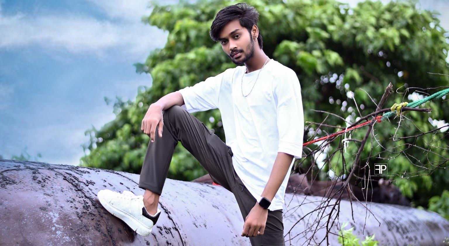 Akash Chowdhary Biography, Age, Girlfriend, Family & More