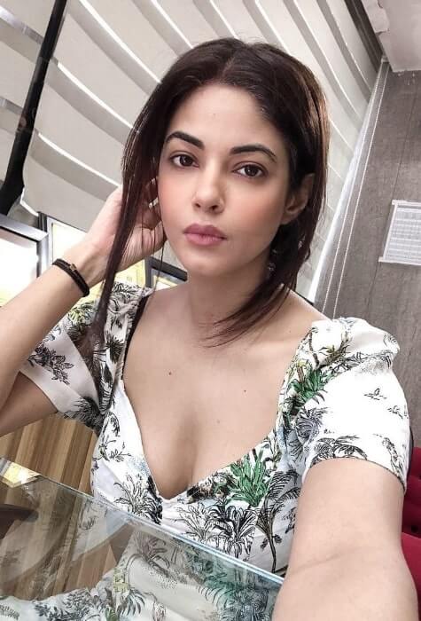 Meera Chopra as seen while taking a selfie at Green Park Market in New Delhi in September 2020