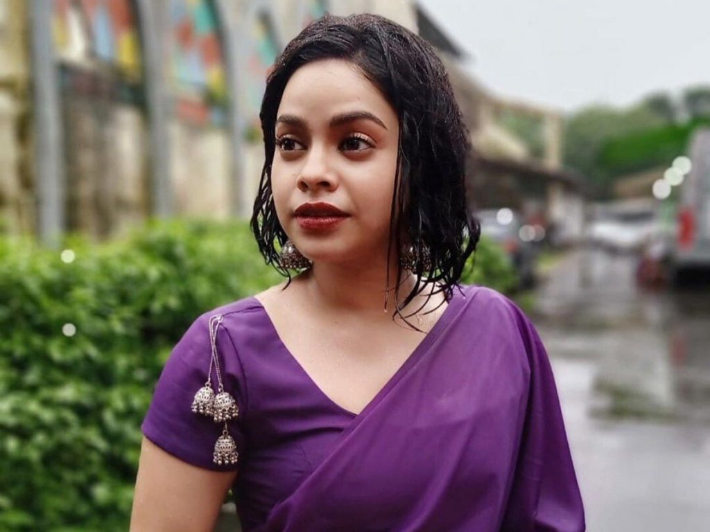 Sumona Chakravarti