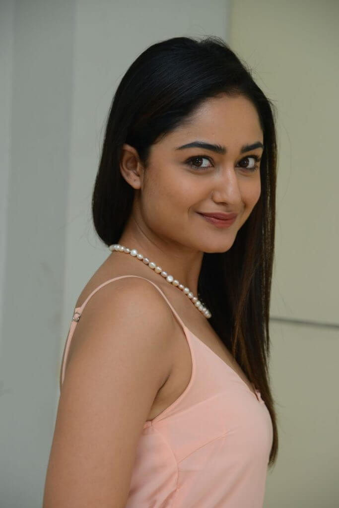 Tridha Choudhury Images 11 683x1024 1