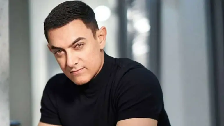 964609 aamirkhan socialmedia