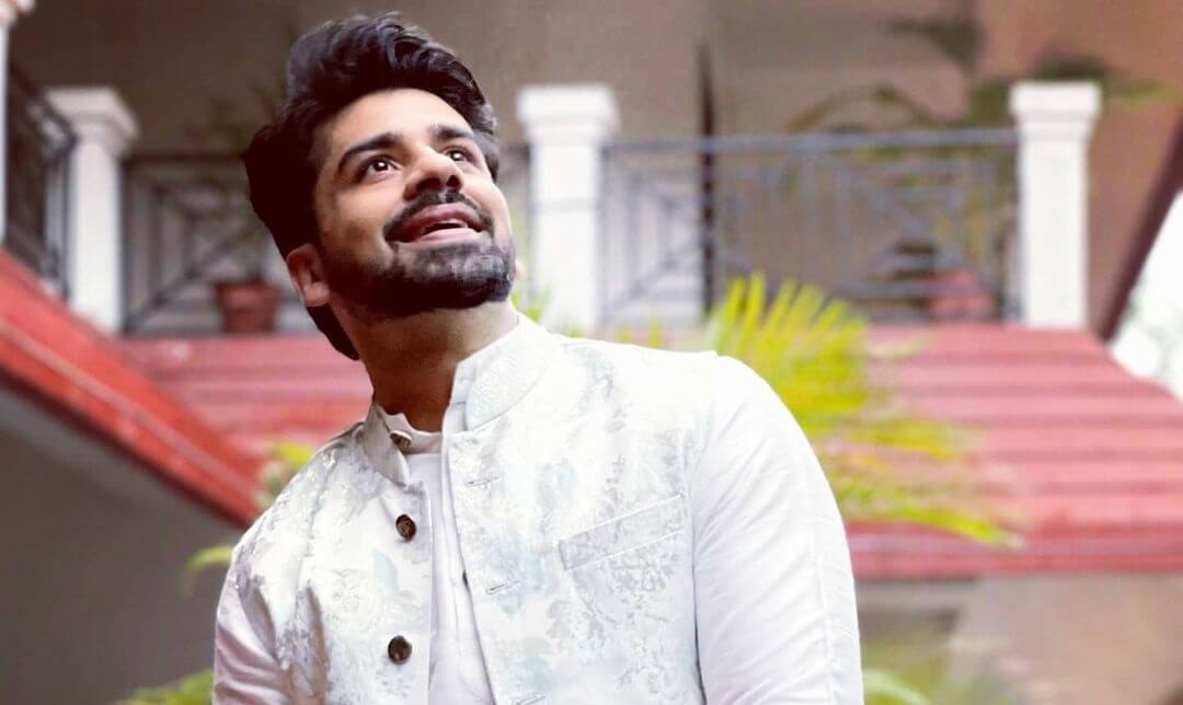 Aashish Mehrotra Biography, Age, Height, Family, Girlfriend & More