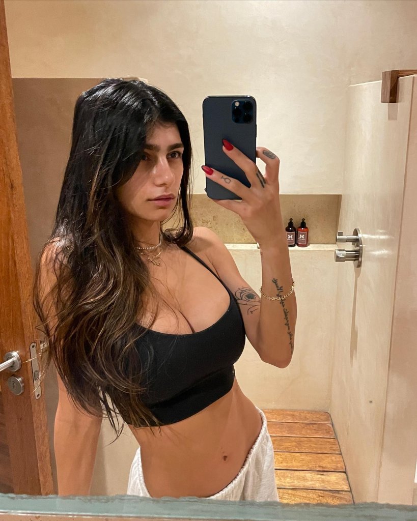 miakhalifa 148087813 3936060359770786 7439063331796503861 n